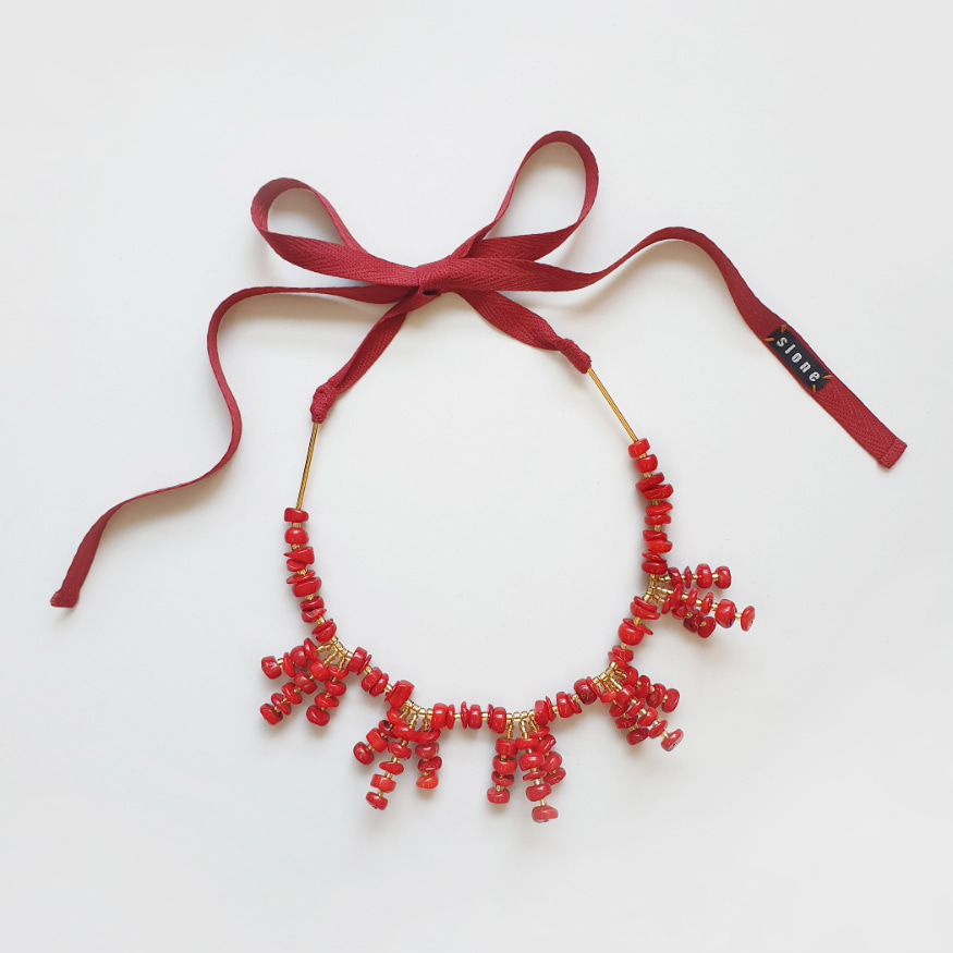 BELLA :: Red Coral Necklace