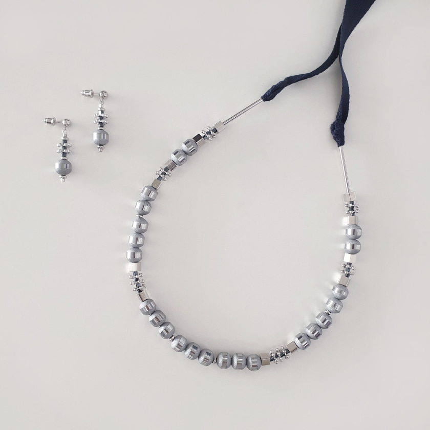 Sparkling Silver Foncé + Earrings